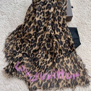 Louis Vuitton Cashmere Silk Leopard Stole/Scarf